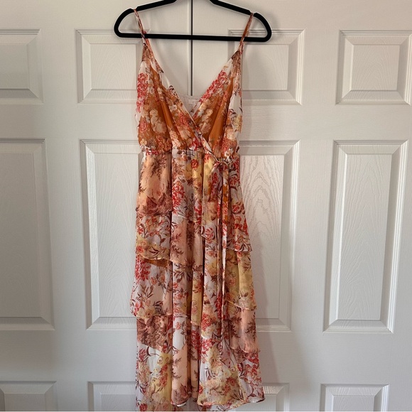 Lauren Conrad Floral V-Neck Dress Size Medium - Picture 1 of 7